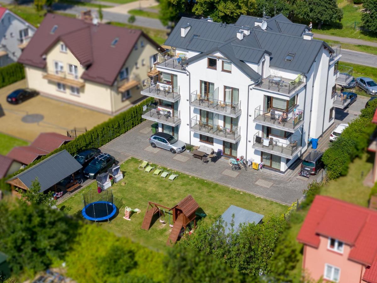 Villa Martika Ustronie Morskie Bagian luar foto