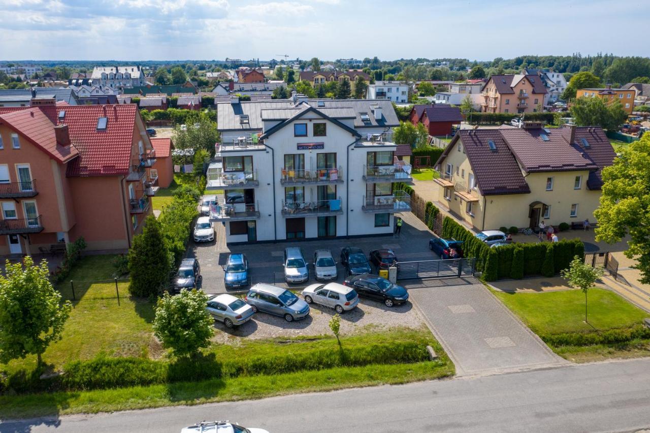 Villa Martika Ustronie Morskie Bagian luar foto